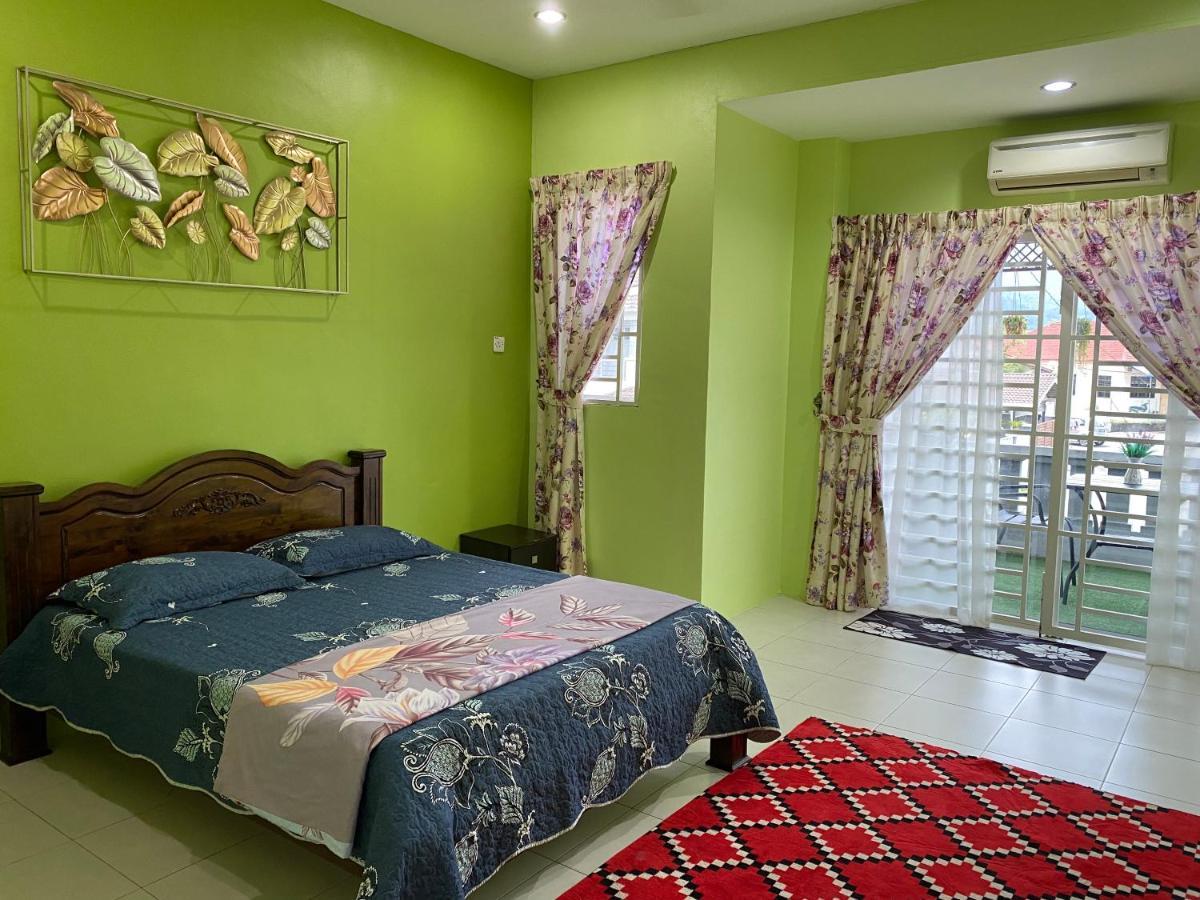 Makmur Homestay Тайпинг Экстерьер фото