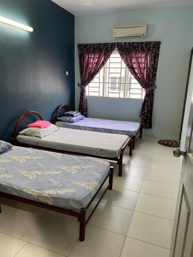 Makmur Homestay Тайпинг Экстерьер фото
